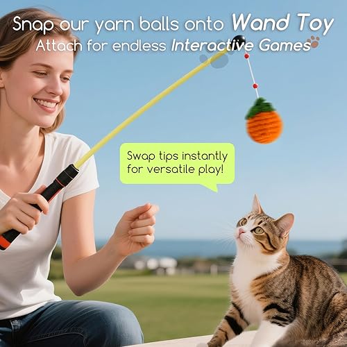 Miniatura 6 de Paquete de 12 bolas de juguete para gatos con campana en el interior, bolas de hilo de lana tejidas a mano de 1.35 pulgadas para gatos de interior,