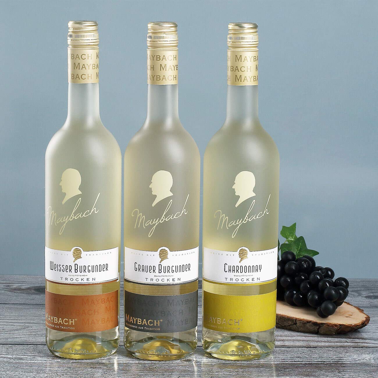 Herz & Heim® Maybach Wein-Geschenkset mit graviertem Weinglas und Weißwein zur Auswahl ein edles Geburtstagsgeschenk Grauer Burgunder/Rivaner