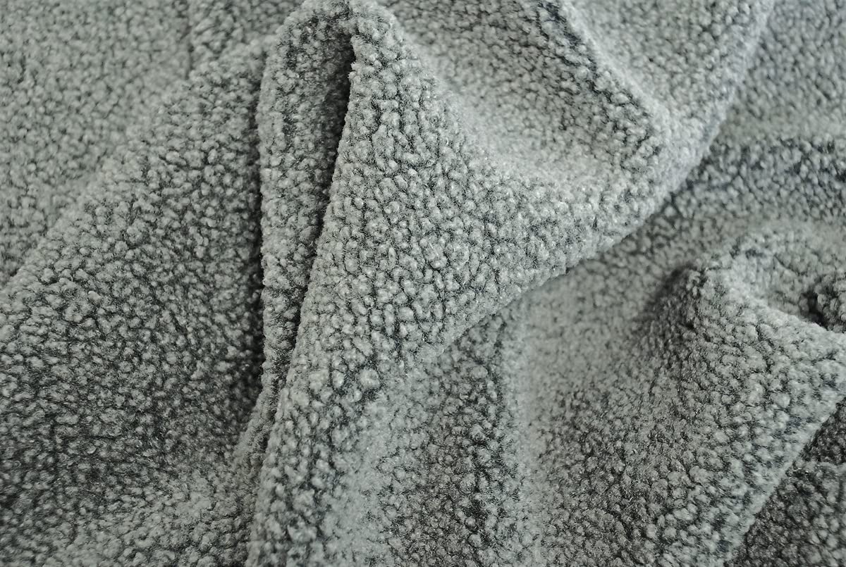 Tissu en fourrure Sherpa de luxe gris givré pour un hiver doux et chaleureux