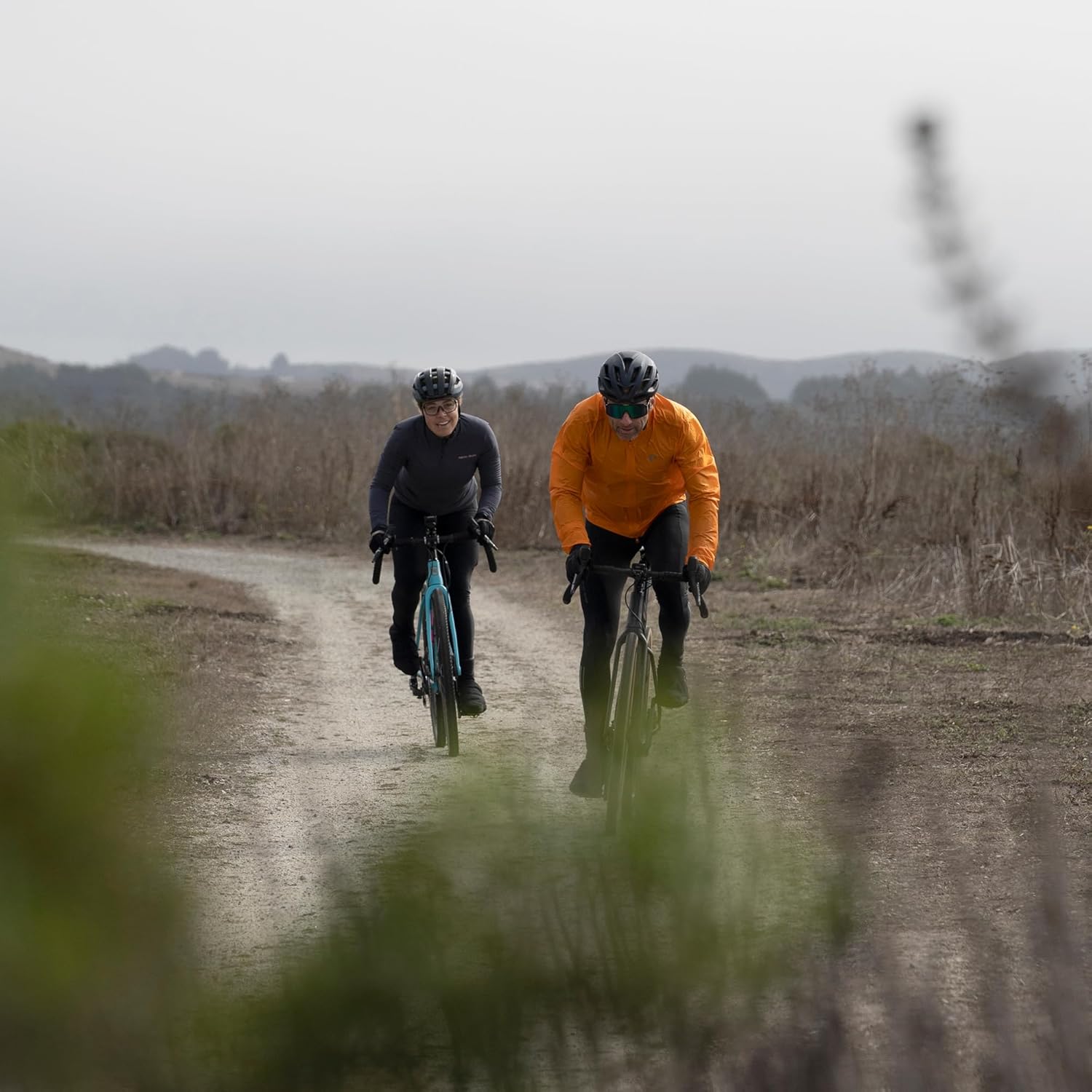 PEARL IZUMI Mens Attack Barrier Jacket, Ultralight Fabric  Form Fitting Cycling Jacket With Water Repellent Treatment