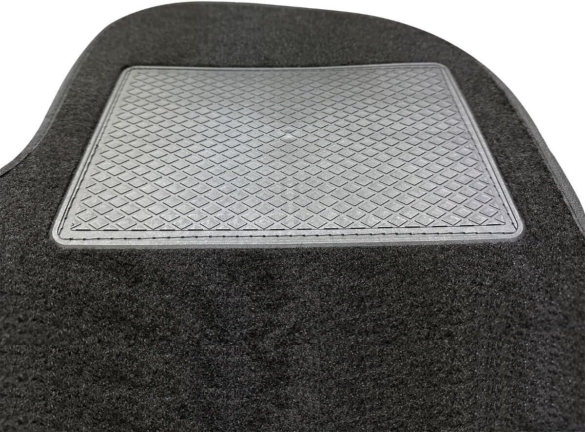 Set 4 Tappeti in Moquette Adatti per 2008 Serie I 2013-2018 con 2 Attacchi - Compatibli NON Originali, con Bottoni di Fissaggio, con Battitacco cucito e antiscivolo