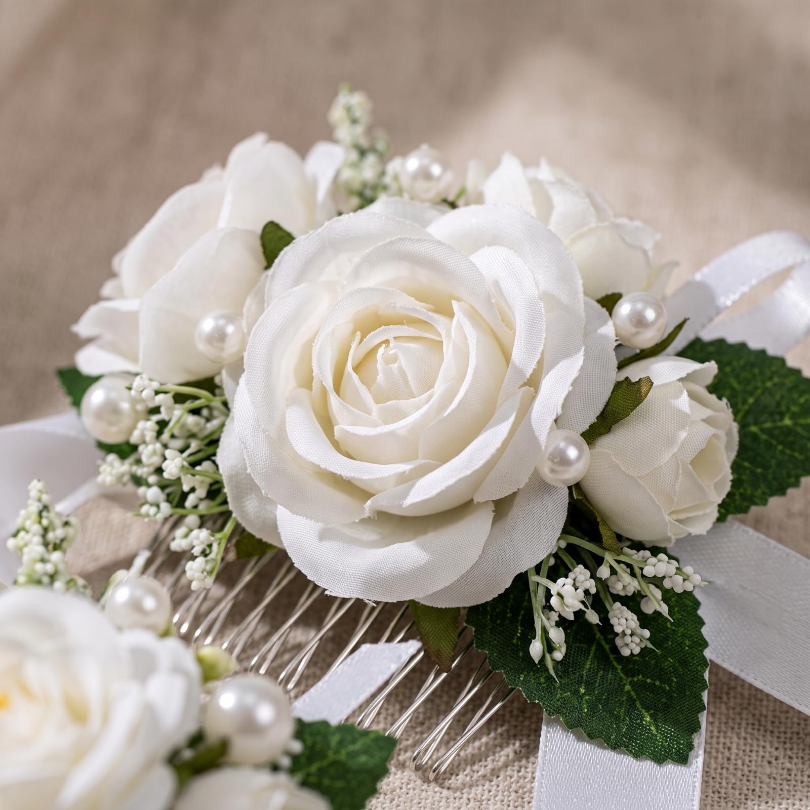4 Pezzi Bouquet Nuziale Fiori Artificiali Set Matrimonio Composizione Floreale Boutonniere Polsiera Pettinino Leggero con Pettine Metallo Spille