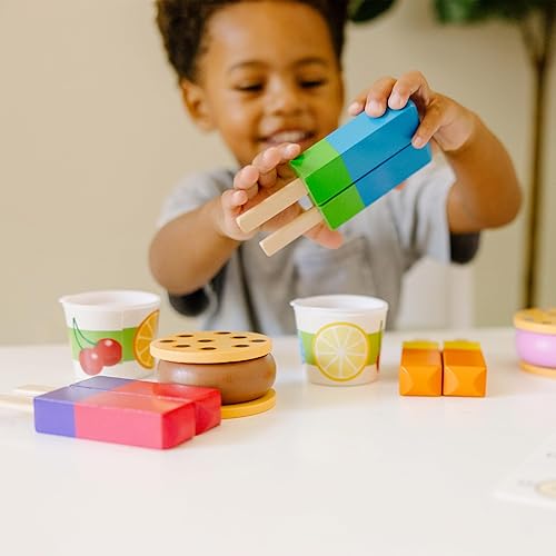 Miniatura 3 de Melissa & Doug Juego de helado de madera Frozen Treats (24 piezas) – Comida de juego y accesorios para niños pequeños y niños mayores de 3 años