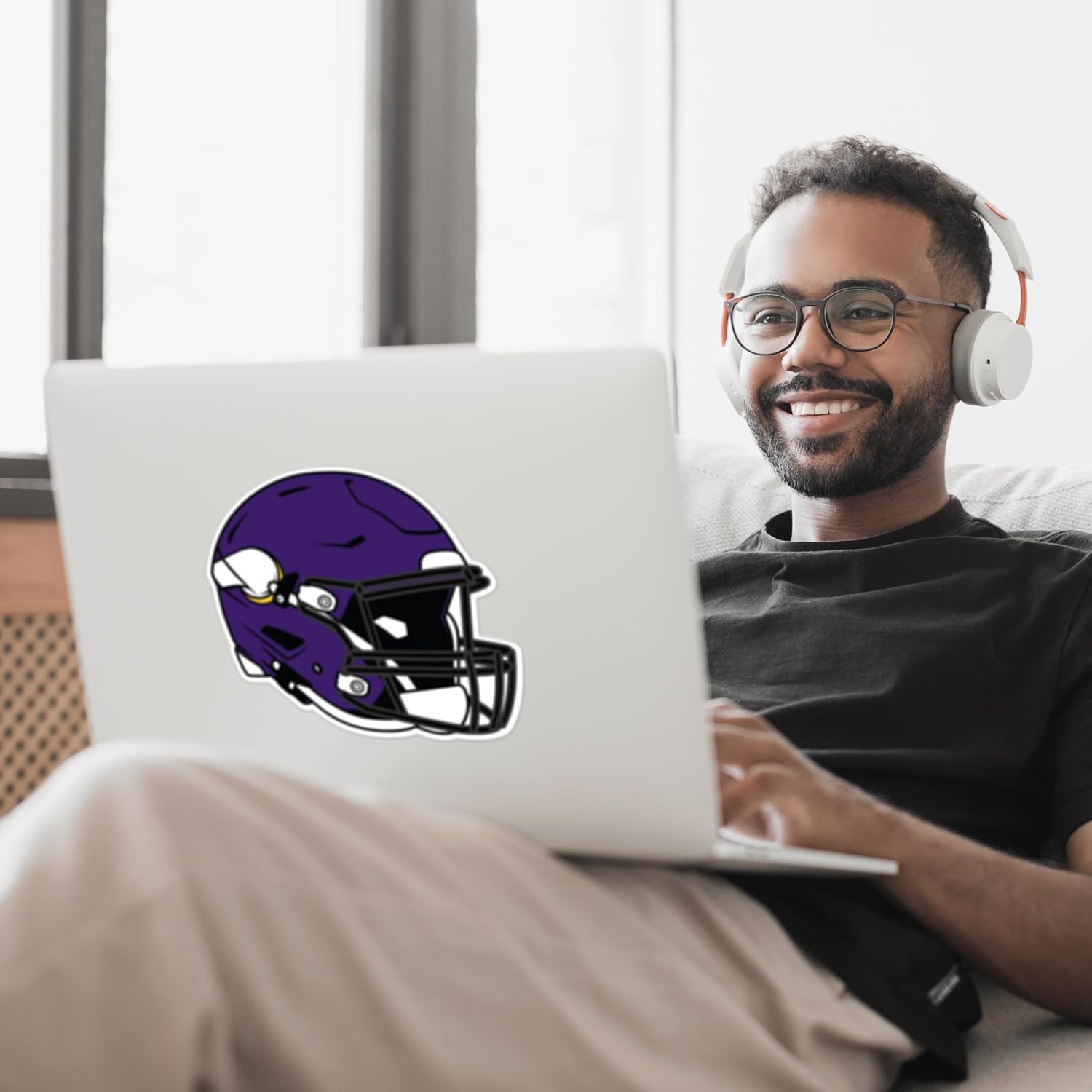 Siskiyou Sports NFL Minnesota Vikings Helmet Auto Decal, Team Colors, One Size - Image 5