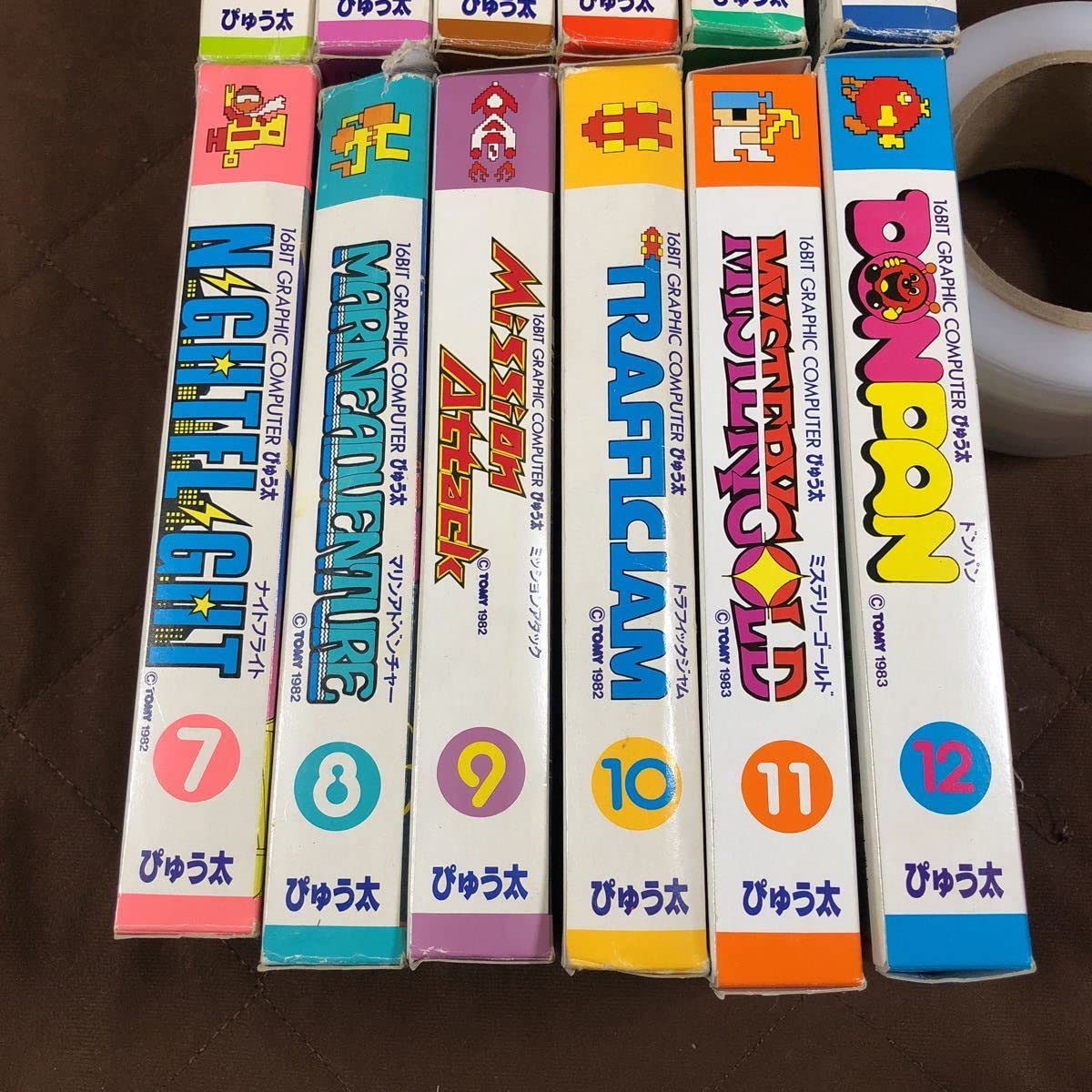 レトロ　超希少！ぴゅう太本体と箱付きカセット11本セット Amazon.co.jp: 当時物 TOMY トミー 12個セット ぴゅう太 16BIT