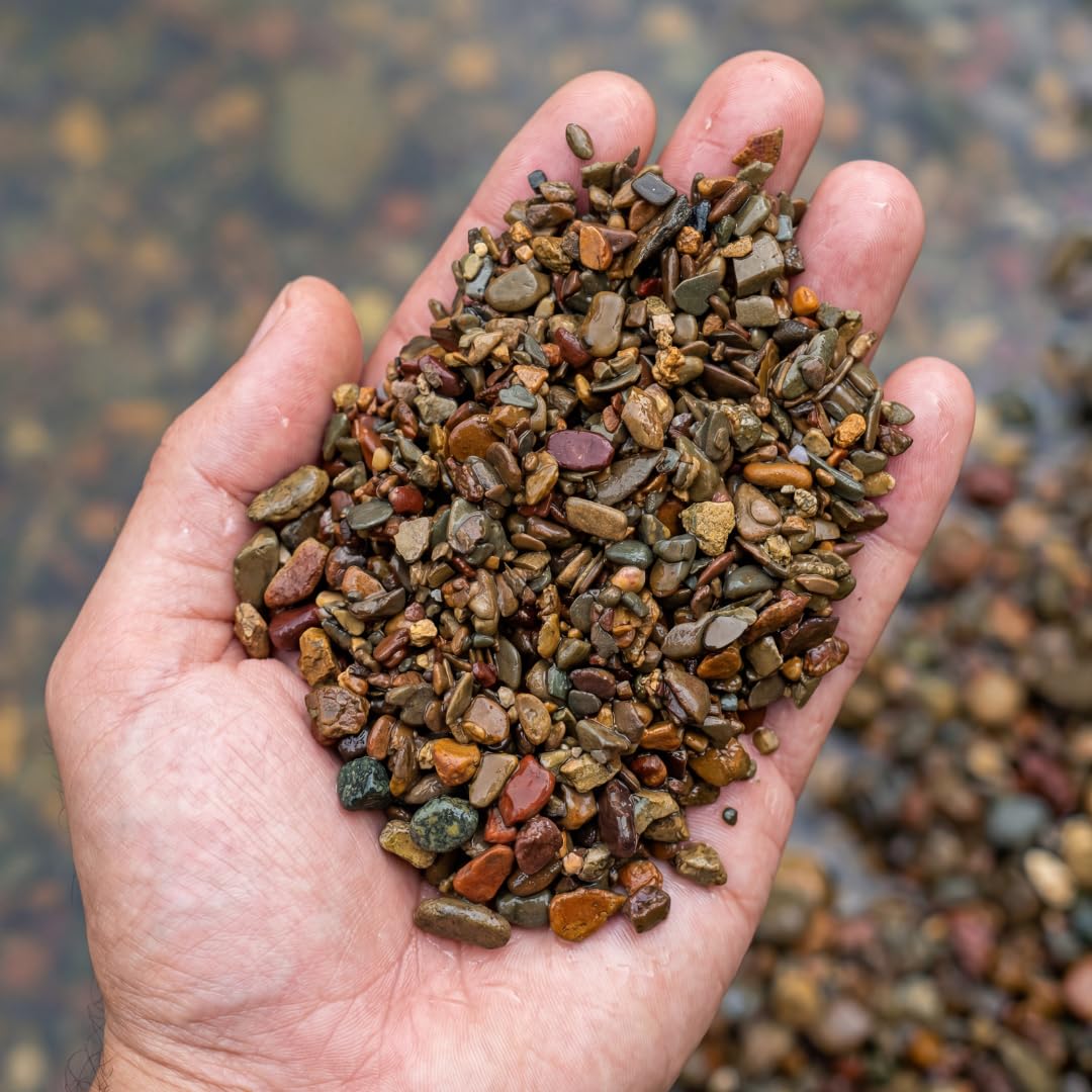NatureHolic Naturkies Highwood River - Grauer Aquarium Kies - Natürlicher Flusskies für Aquarien mit feiner Körnung 2-4 mm - Perfekt für Naturaquarien, Bodengrund & Deko - 20kg