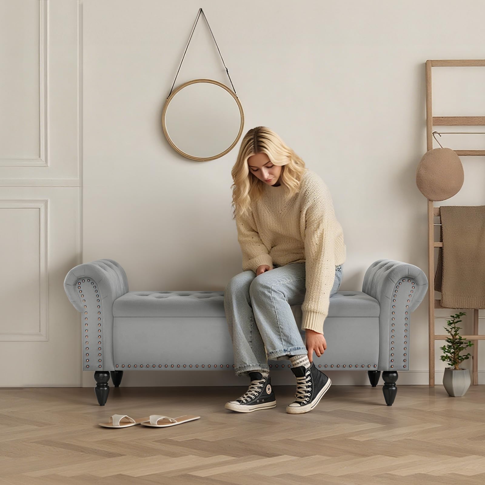 Clevich Banco con Almacenaje 133cm, Terciopelo Baul Almacenaje Dormitorio con Varilla de Elevación, Estilo de Francés, Extremo de la Cama con Tapa, Patas de Madera Maciza (Gris Claro)
