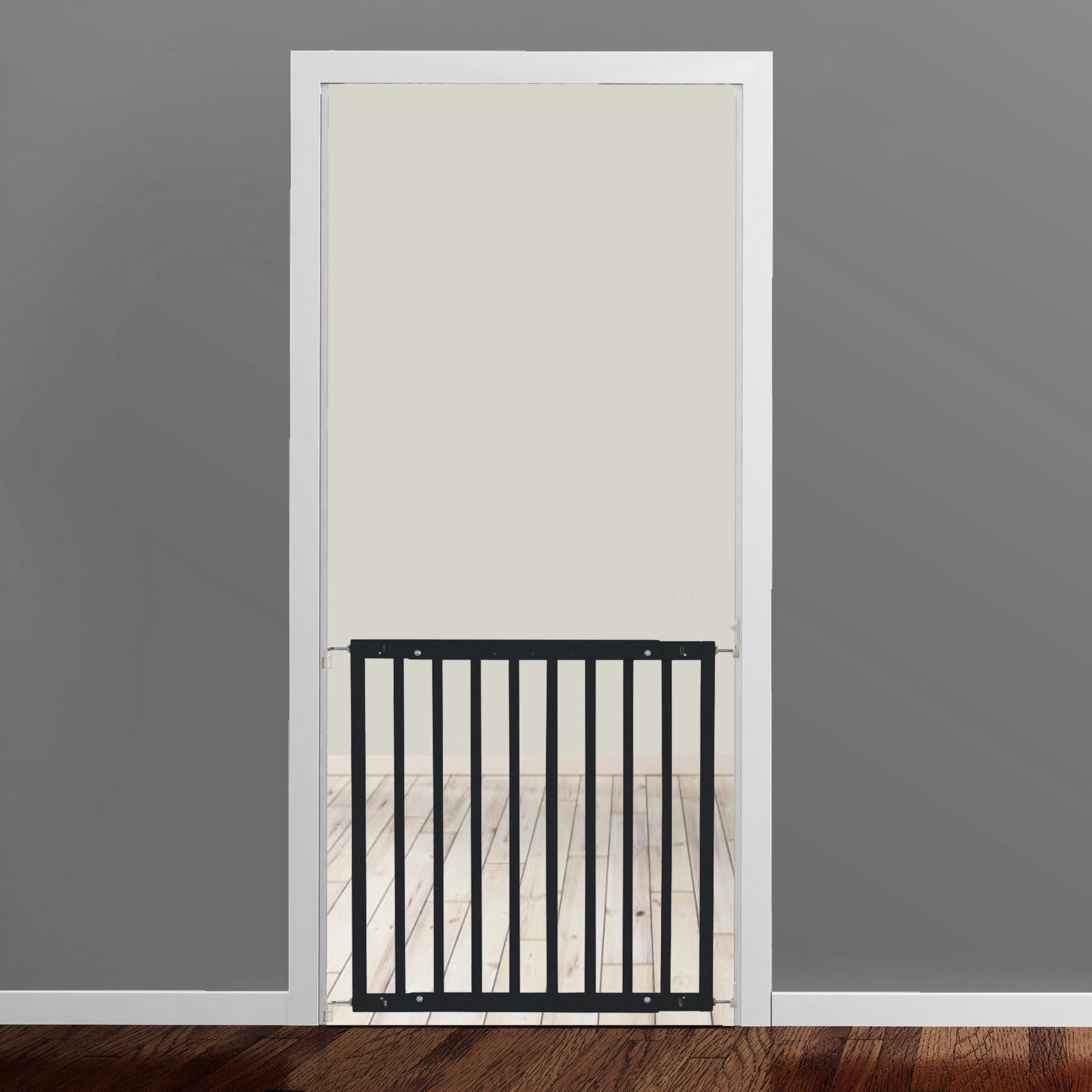 Bettacare Puerta para Perros de Madera Maciza con Fijación por Tornillos, 63,5cm - 105,5cm, Negra, Puerta de Madera para Perros, Puerta de Seguridad para Mascotas