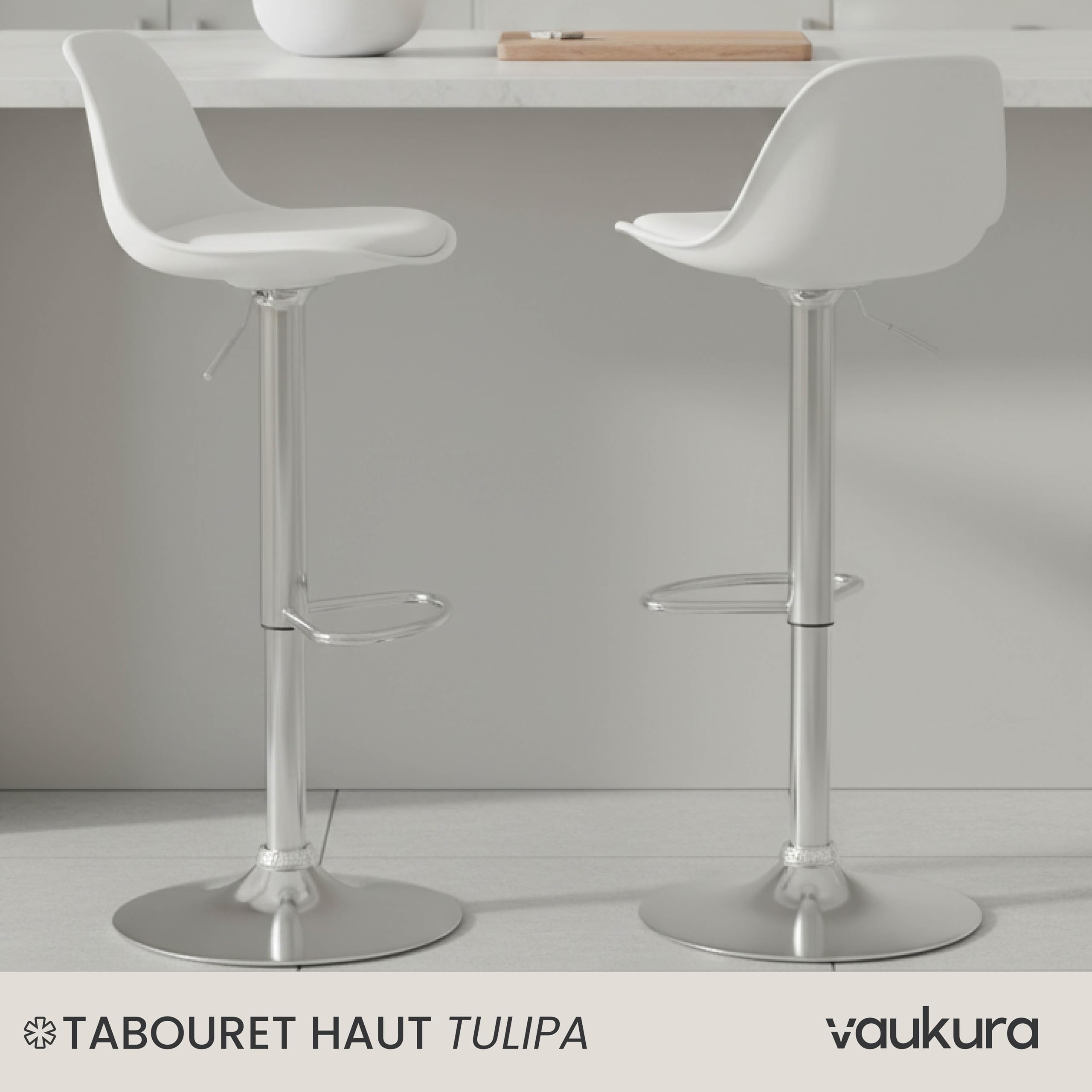 Vaukura Taburete de Bar Juego de 2 | Taburetes Regulables en Altura en Piel Sintética Blanco | Taburete de Cocina Giratorio 360° | Base de Acero Cromado con reposapiés Estilo Moderno Cocina y Barra