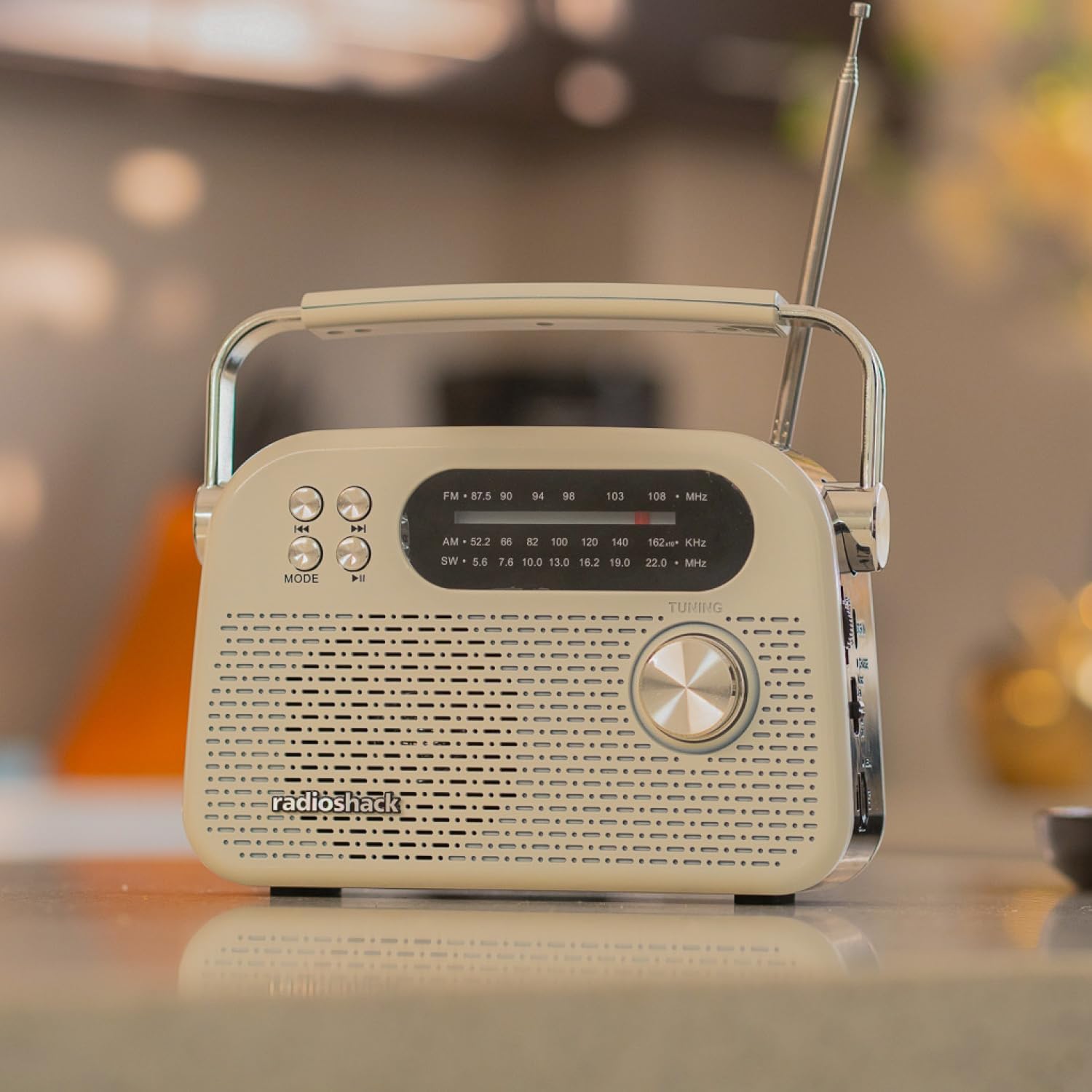 RadioShack AM/FM/SW 3-Band Vintage Radio with Bluetooth Function and USB/TF Ports (White)
