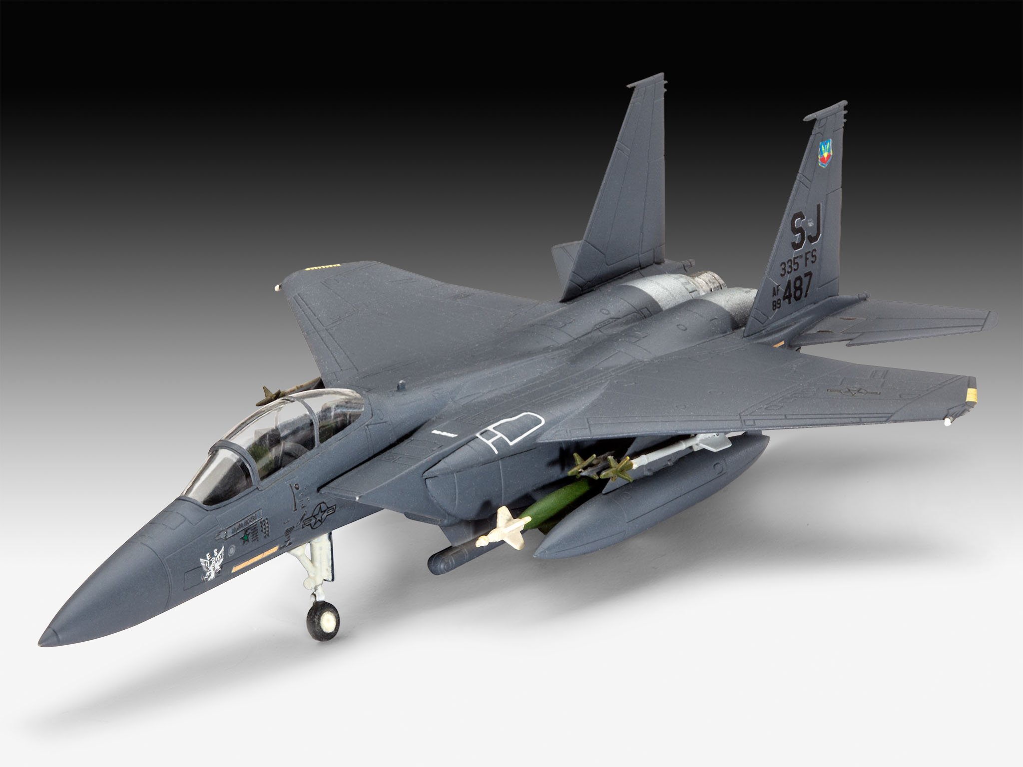 Amazon.com: Revell Germany 03972 1/144 F-15E Strike Eagle Model