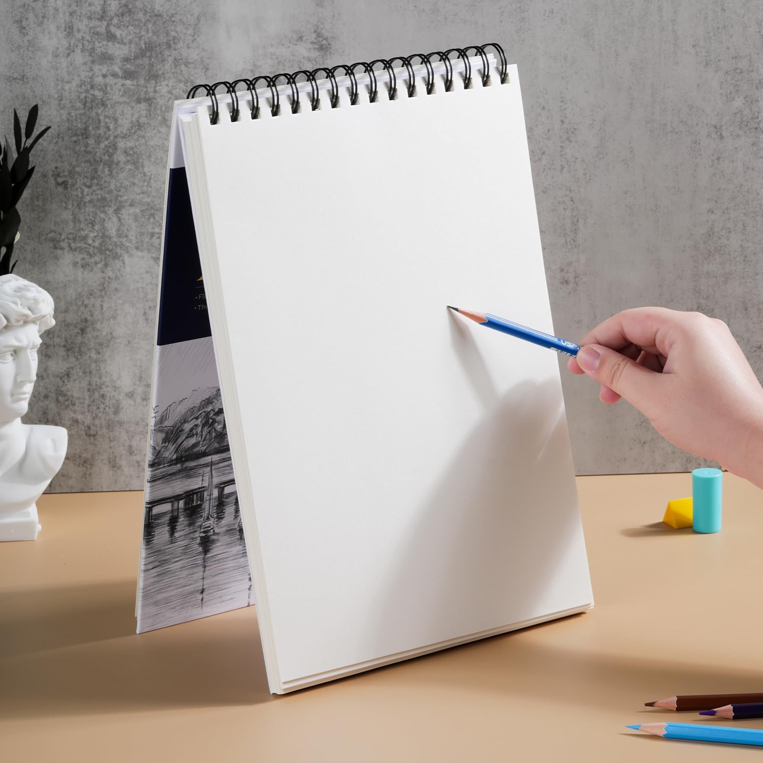 Deli Finenolo A4 Sketch Book Multi-Media 160gsm 60 Sheets Top