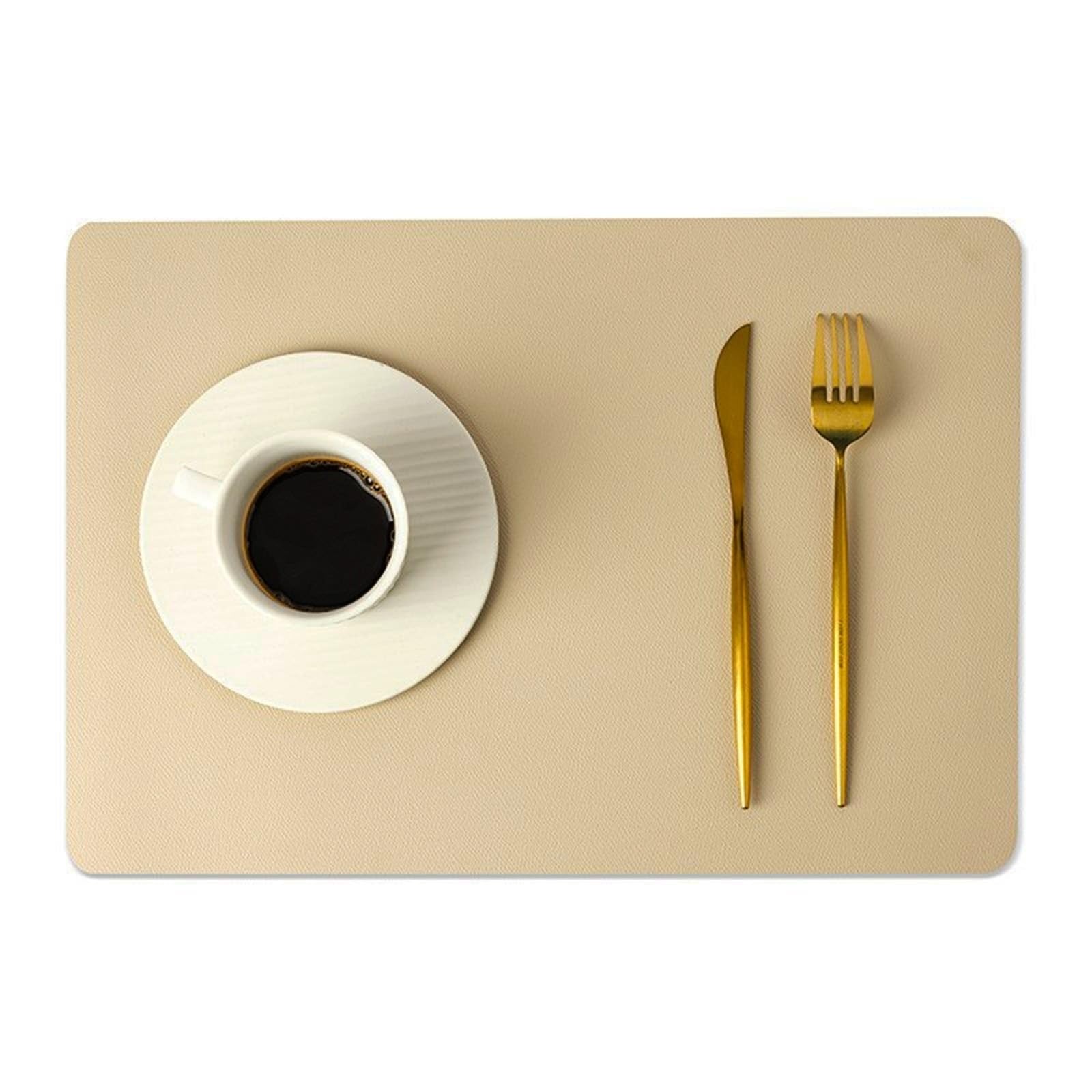 Set de table en cuir beige pour sublimer vos repas chaleureux en cuisine et salle à manger