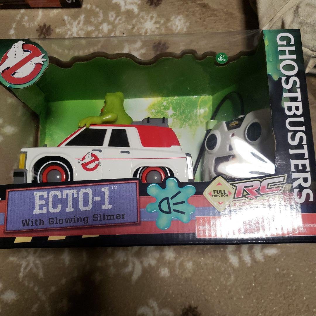 ゴーストバスターズ   ECTO-1ラジコンフィギア Jada Toys Ghostbusters 1:12 Ecto-1 RC Radio Control Cars 2.4