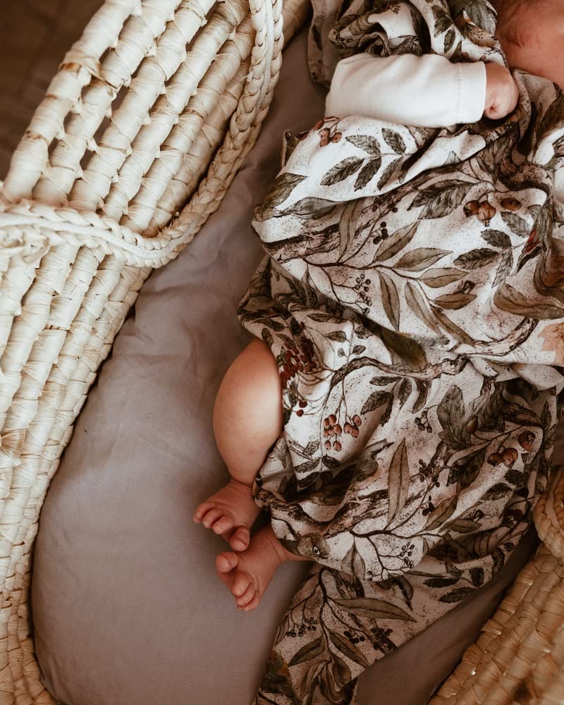Kocyk otulacz bambusowy, lekki, chłodzący koc, becik na lato, na wakacje na plażę dla dziecka, dla niemowlaka, na baby shower. Rozmiar 75x100cm. Przeciwsłoneczny na upały. Makaszka Fairies