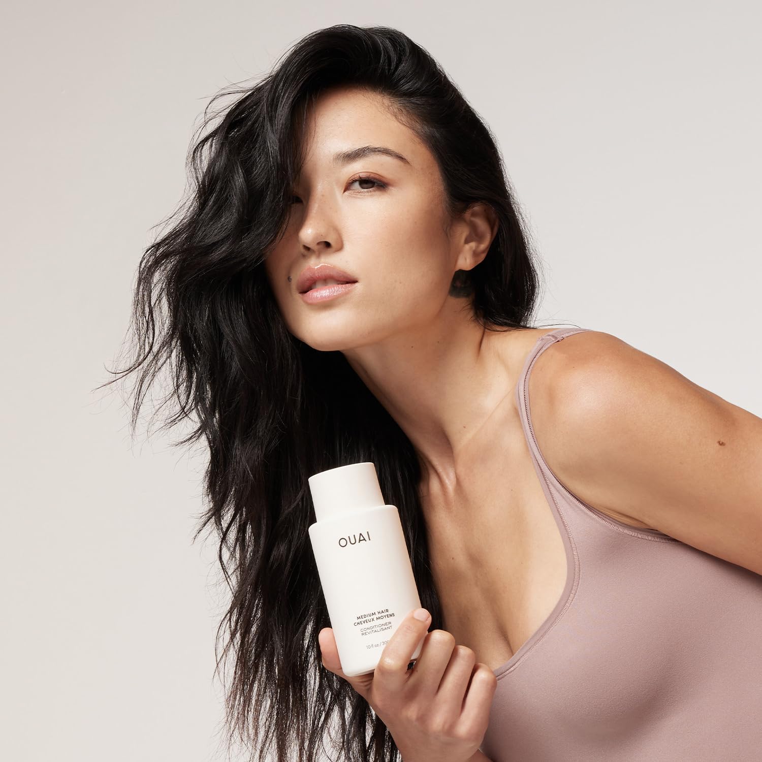 OUAI Medium Conditioner Travel Size - Hydrating Hair Conditioner with Coconut Oil, Babassu Oil, and Keratin - Strengthens, Repairs and Adds Shine - Paraben and Phthalate Free Hair Care Products (3 Oz) - Image 3