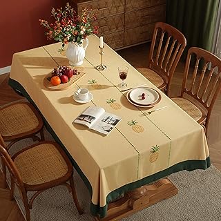 Tolldek Manteles de mesa rectangulares de 140 x 220 cm, de poliéster, de fácil cuidado, para jardín, comedor, fiesta, color amarillo