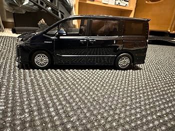 Amazon | トヨタ ノア ハイブリッド 80系 カラーサンプル