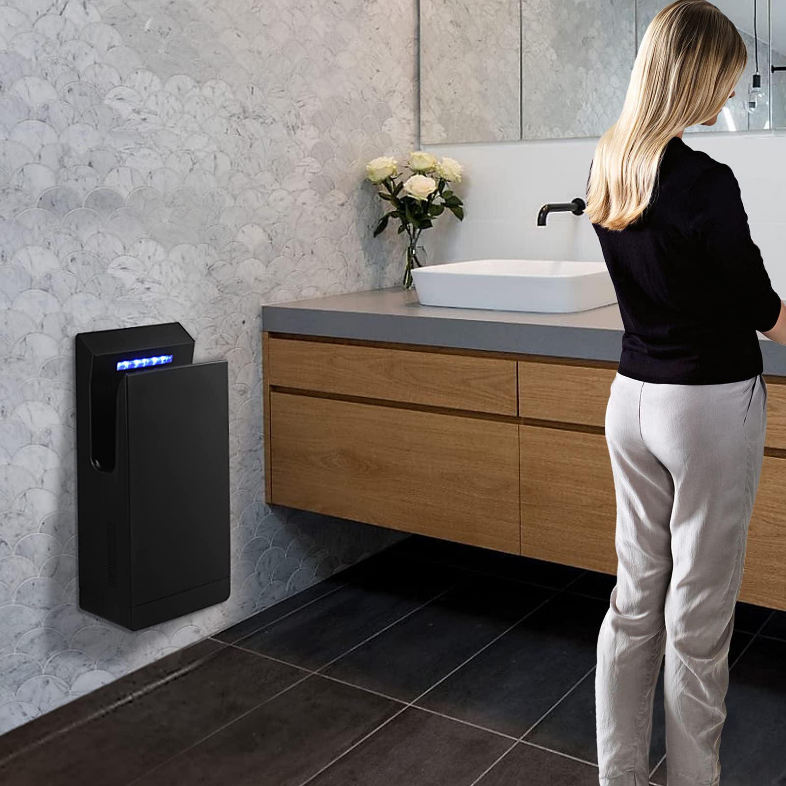 QL Sèche-Mains Électrique avec Stérilisation UV et Filtre HEPA,Air-Jet Ions 1350W Automatique,Commerciale Seche Main Mural,Noir Mat