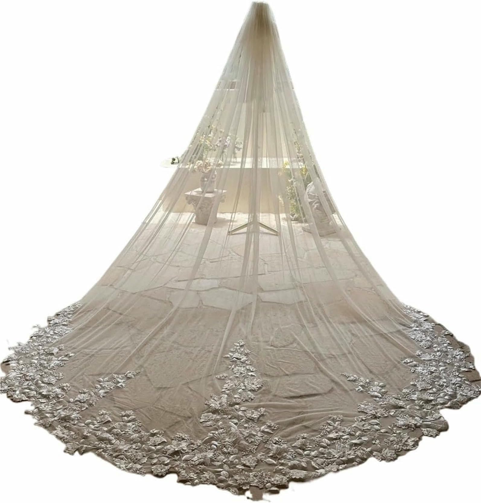 Velo catedral floral de 300 cm para bodas solemnes en catedral o jardines idílicos