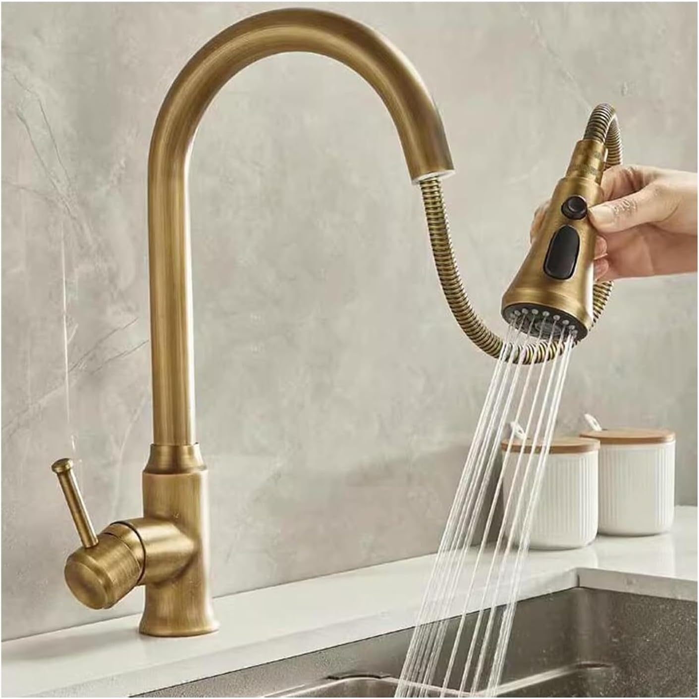Retro Faucet,Antique Brass Kitchen Tap with Pull Out Spray, Kitchen Sink Tap Brass Telescopic Swivel Retro Kitchen Mixer Taps-Antique