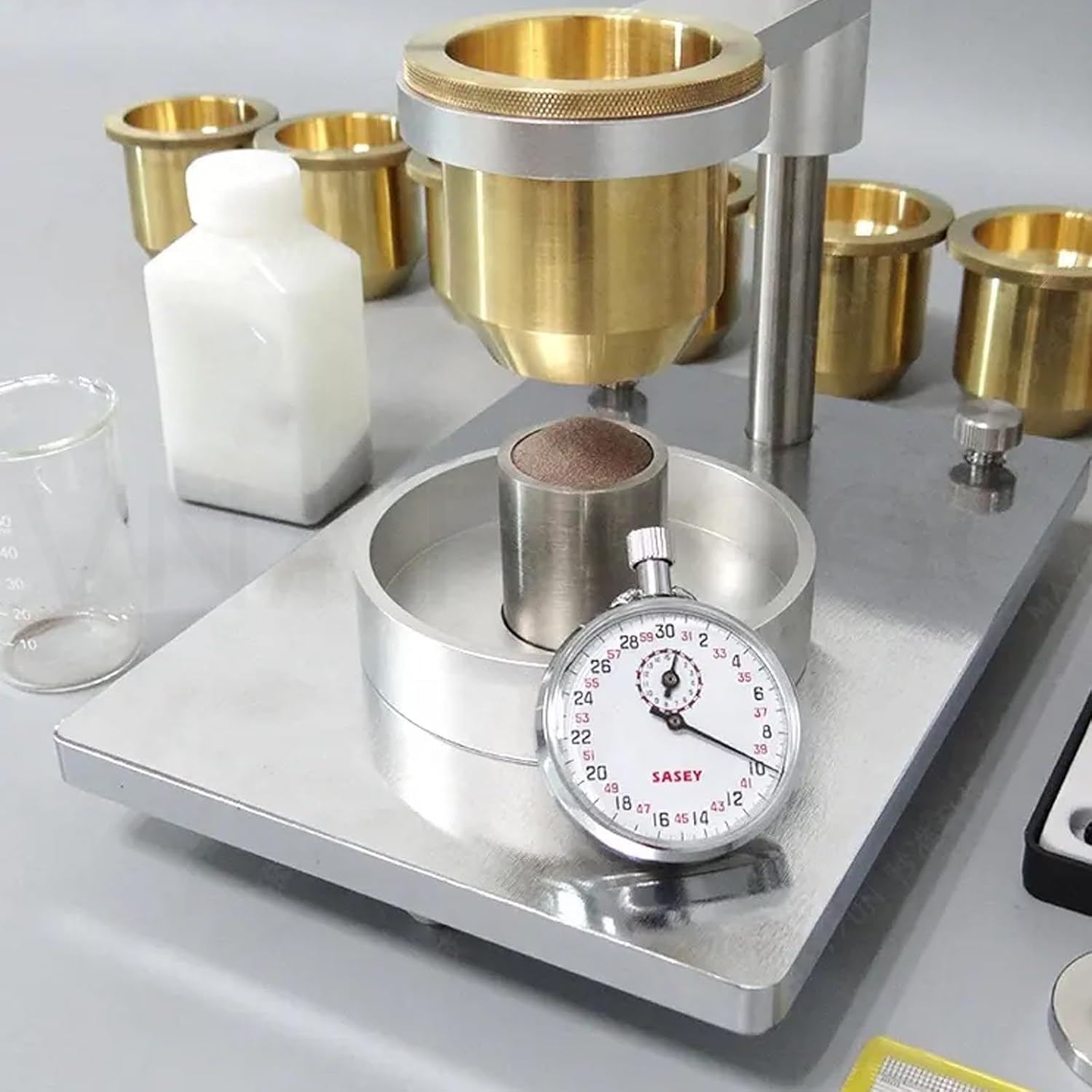 Misuratore di portata per test di densità di massa in polvere, imbuto in ottone da 2,5 mm e 5 mm, angolo di 60°, staffa regolabile, misurazione di precisione per uso scientifico e industriale