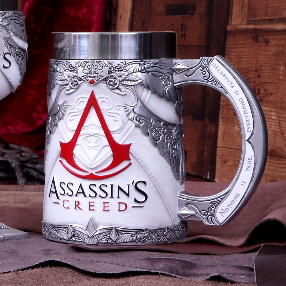 Nemesis Now B5296S0 Chope Assassins Creed sous Licence Officielle en Résine et Acier Inoxydable Blanc [Ancien Modèle]