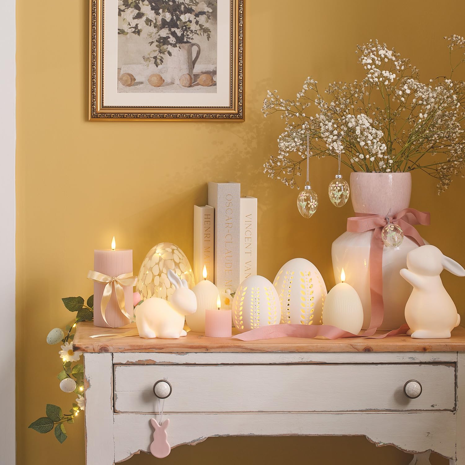 Lights4fun 6er-Set TruGlow® Rosafarbene gerippte Teelichter aus Echtwachs | Warmweiße flackernde LEDs | mit Fernbedienung & 6h Timer | Batteriebetrieben | Deko Frühjahr Tisch & Wohnbereich | 5 x 5 cm