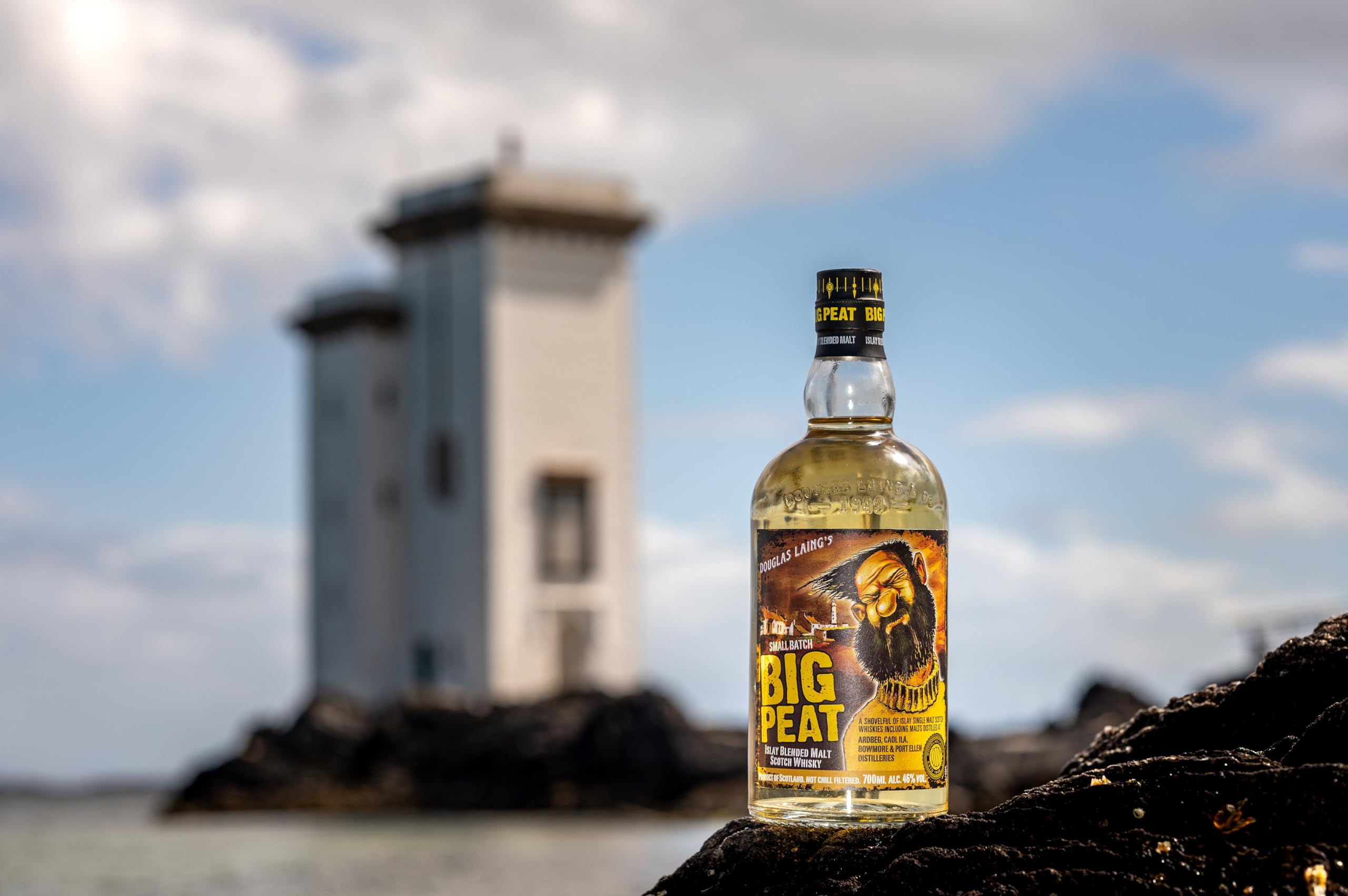 BIG PEAT - Blended Malt Whisky - 46 % Alcool - 70 cl | Origine : Écosse / Islay - Notes de Réglisse & de Tourbe - Whisky de Dégustation