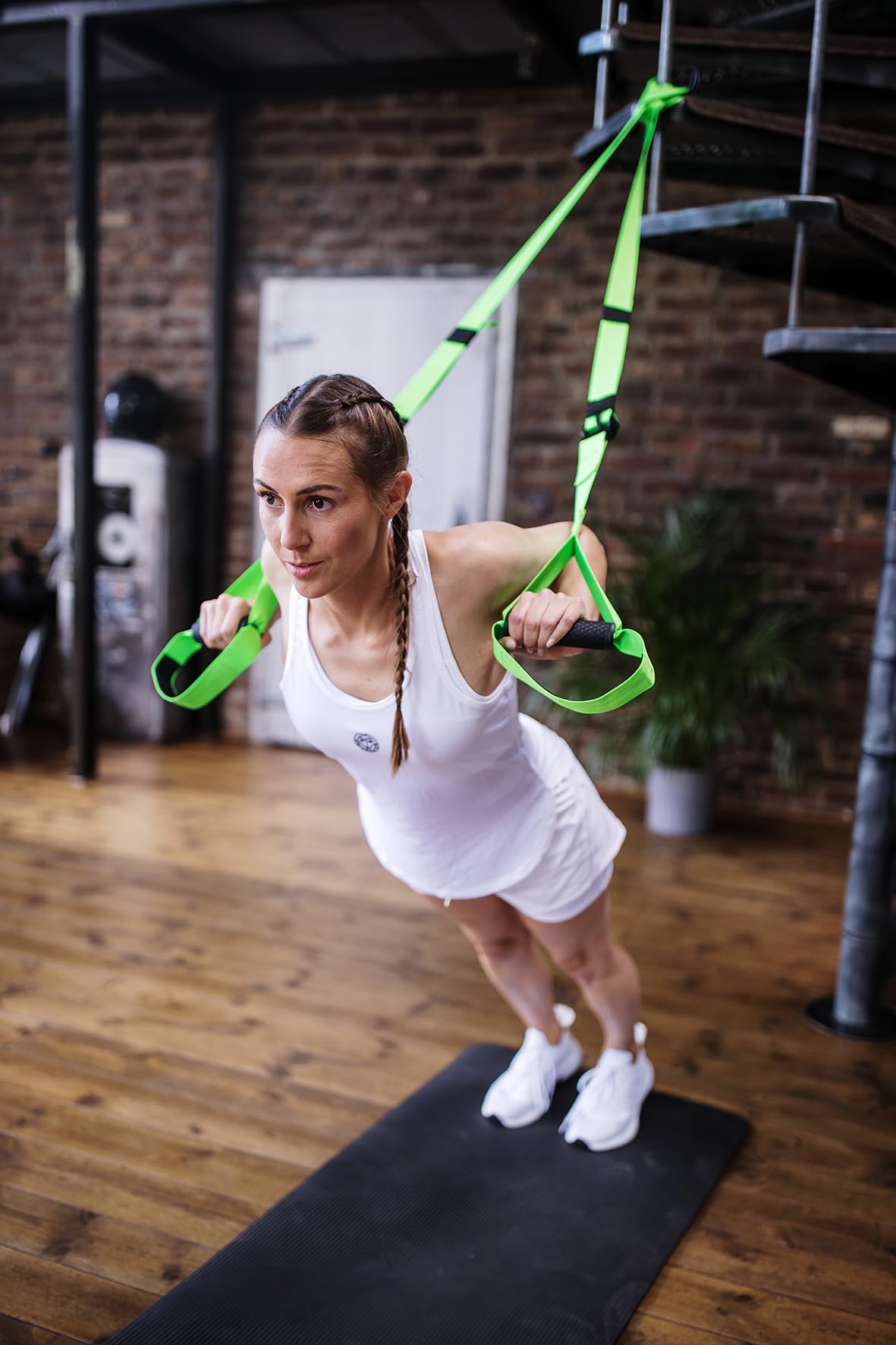 TOOLZ Schlingentrainer mit Türverankerung – Sling Trainer Set für effektives Ganzkörpertraining – Widerstandstraining für Zuhause & Outdoor – Mit Transportbeutel & Verlängerungsgurt