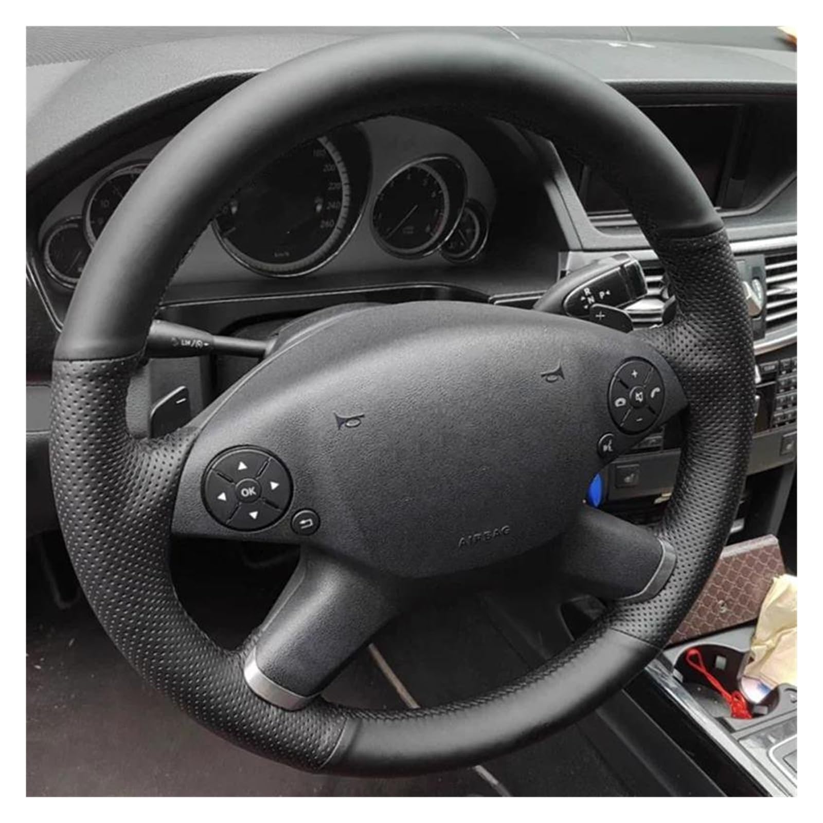 Pokrowiec na kierownicę z prawdziwej skóry do Benz klasy E W212 E 300 260 200 (2009-2013). Akcesoria w zestawie. Kolor czerwony i niebieski.