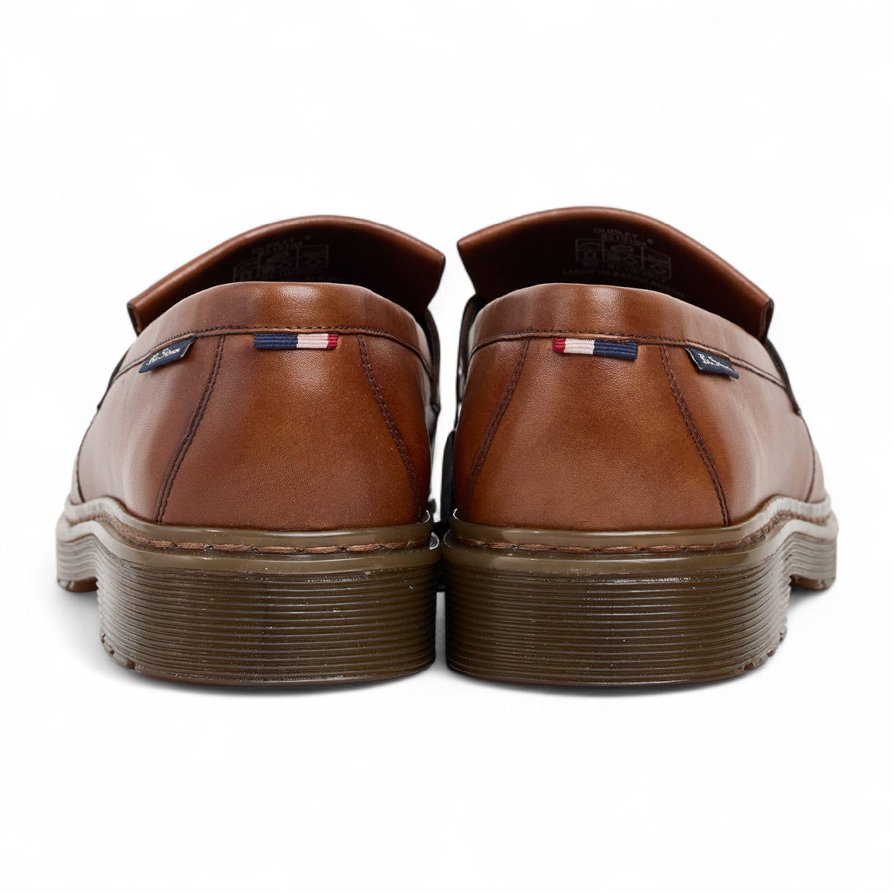 Mocasines de cuero marrón marrón con suela gruesa con borlas para hombre