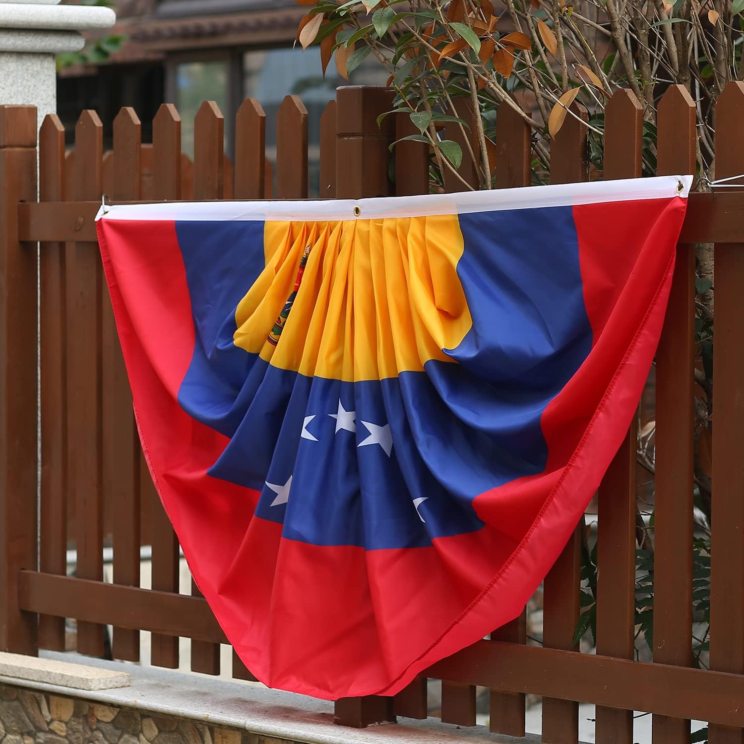 2 Pcs Venezuela Fan Flag,Venezuelan Pleated Fan Flag Bunting 3 x 6 Ft Pleated Banner Indoor/Outdoor/Front Porch Decorations,Country Half Fan Flag Patriotic Holiday decorations.