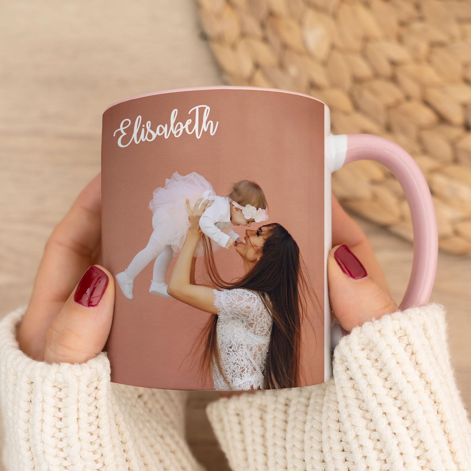 Wanapix | Taza Personalizada con Foto y Texto | Capacidad de 325ml | Taza de Cerámica con Diseño Único | Regalo para Amigos y Familiares | Apta para Microondas | Interior y Asa Color Rosa - 1