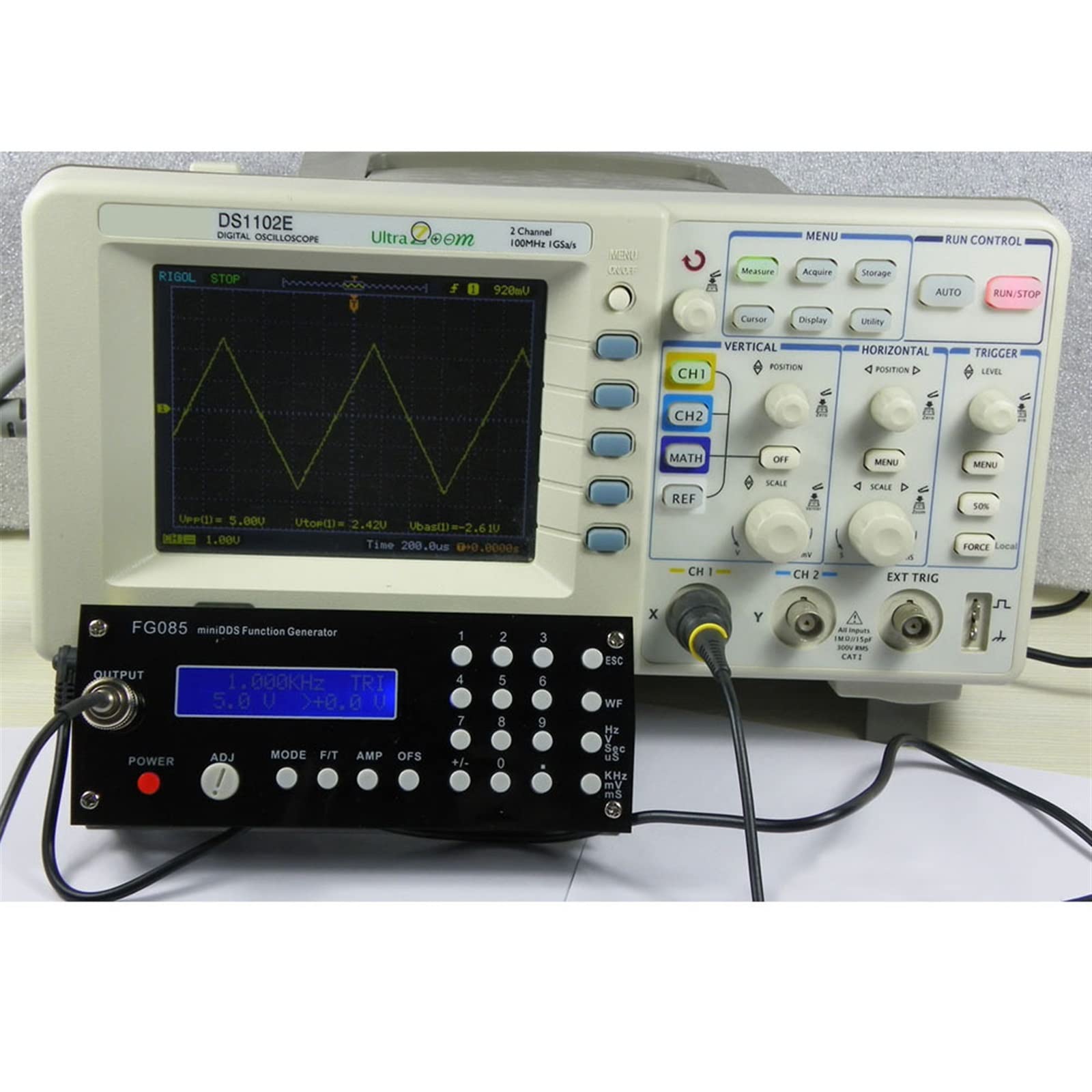 Mini de Machine Portable de Haute qualité Générateur de Signal de Signal de synthèse numérique Générateur de signaux Kit de Bricolage + Panneau Sinon Square Sawtooth Triangle Wave Generador