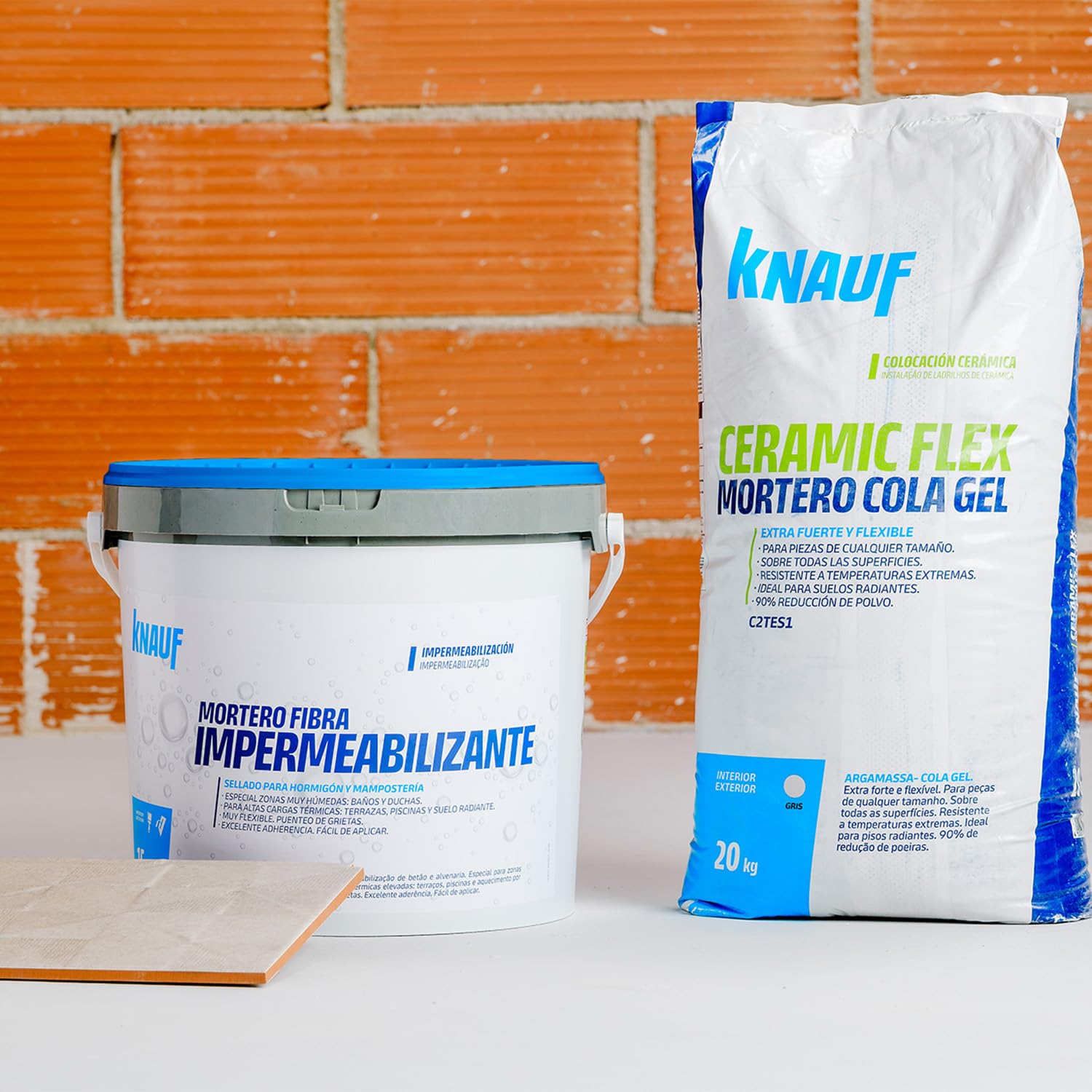 KNAUF - Impermeabilizante Mortero Fibra 15 kg en Polvo - Cemento Especial con Fibras y Aditivos Plásticos - Para Zonas Muy Húmedas y de Alta Carga Térmica - Excelente Adherencia sin Imprimación