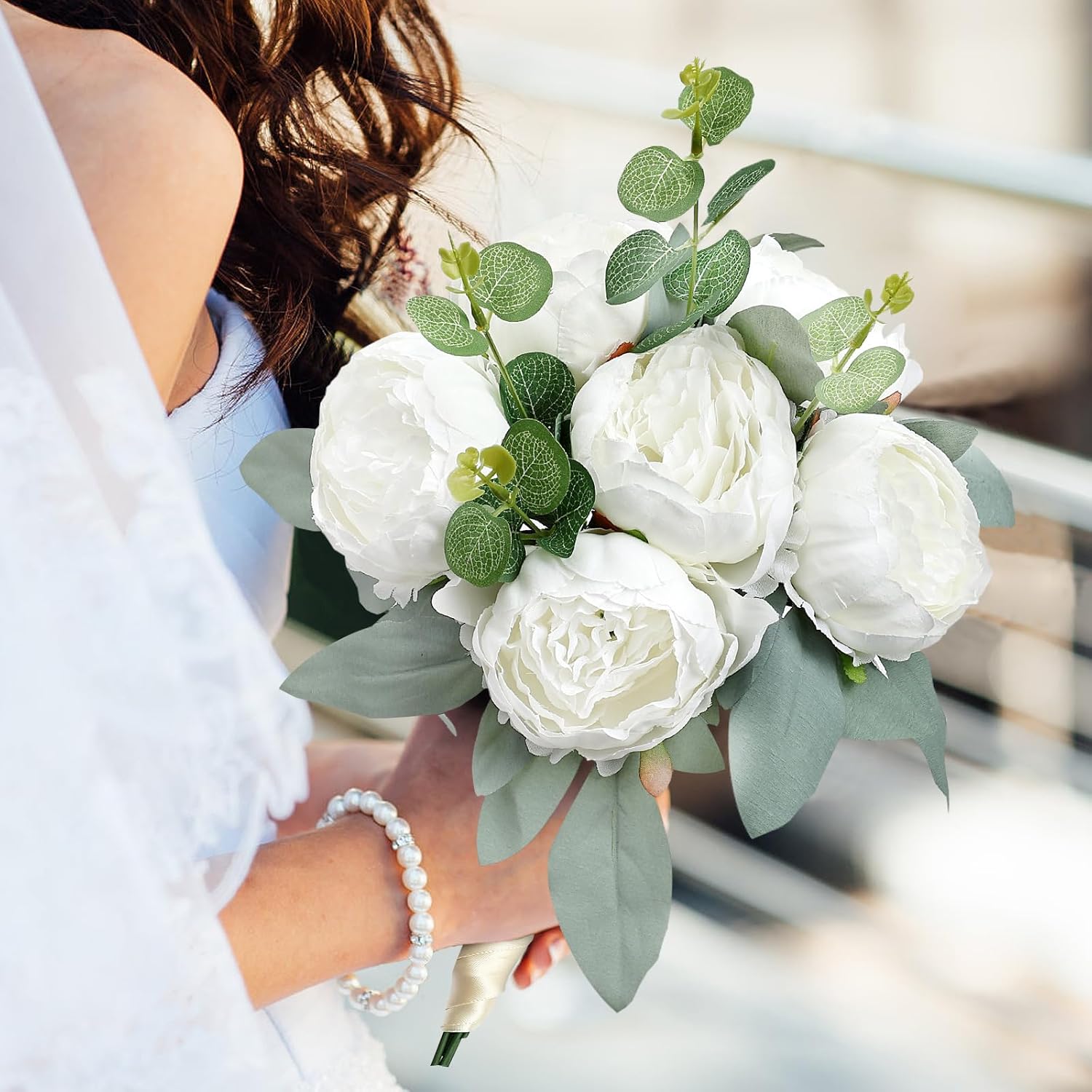 50Pcs Artificial Peonies Flowers Bulk, 4’’ White Peonies Fake Flowers Heads for Table, Faux Silk Peony Arrangements for Wedding, Valentine, Engagement, Office, Coffee, Dining Decorations