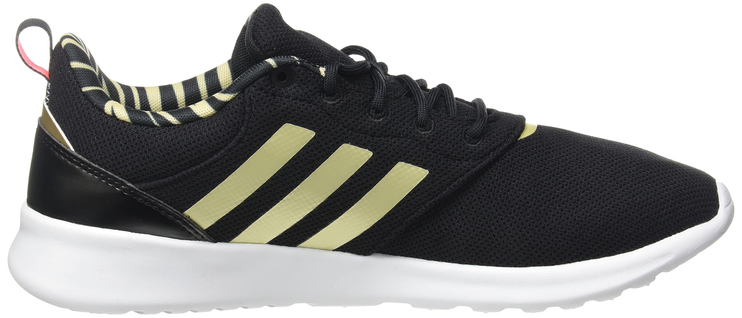 Adidas QT Racer 2.0, Scarpe da Ginnastica Basse Donna, Nucleo Nero/Beige Sabbia Met/Rosso Acido, 38 EU