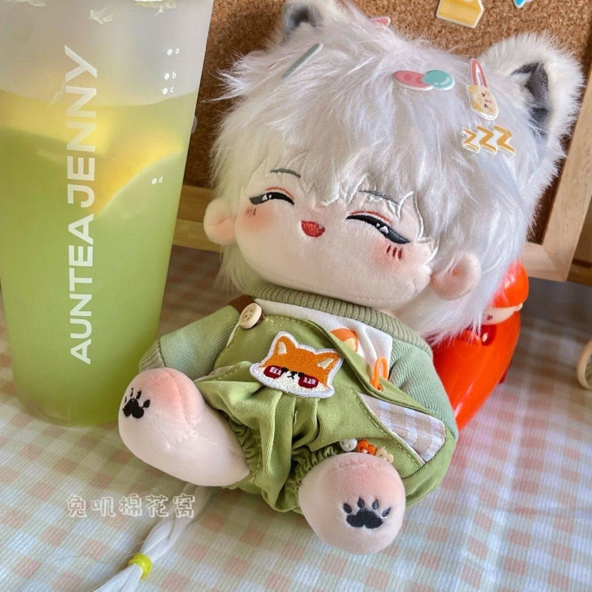 ヘッドフォン付き白髪ぬいぐるみ Amazon.co.jp: 銀髪 白髪 オオカミ キツネさん 20cmぬいぐるみ フル