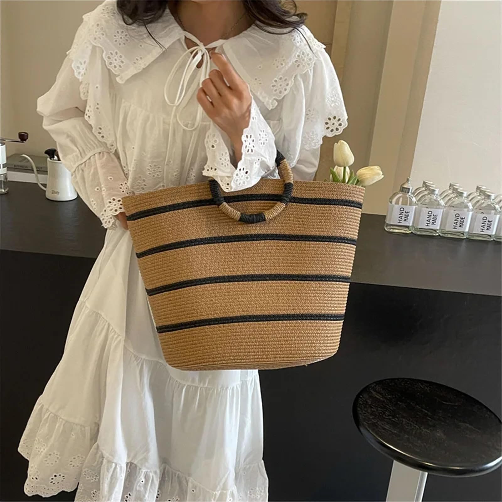 Borsa da spiaggia intrecciata in paglia