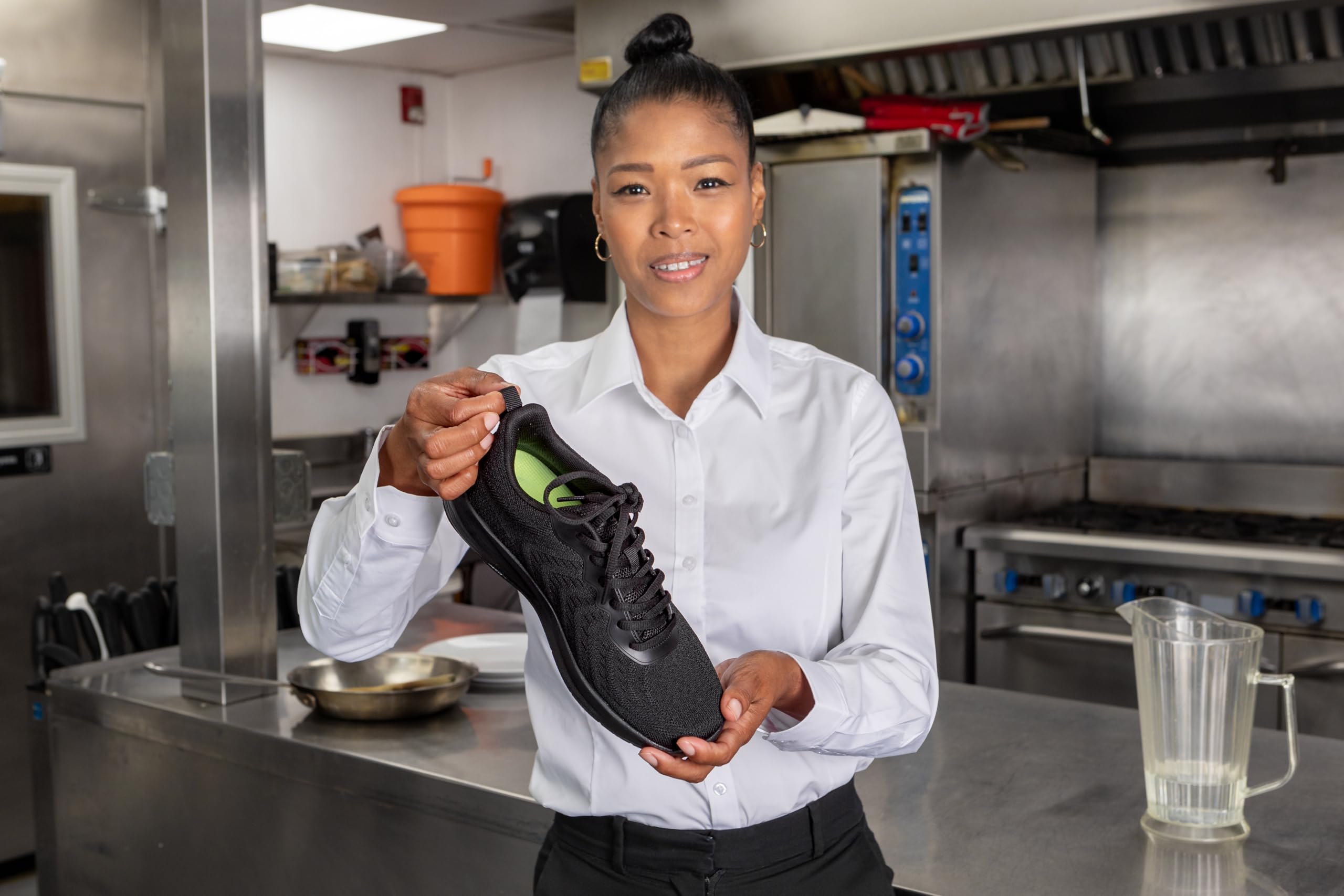 GEERX Belle Non-Slip Work Safety Sneakers Slip Resistant Shoes for Women Slip On Nursing Kitchen Chef Shoes Food Service Shoes Zapatos de Trabajo Antideslizante All Black Size 7.5