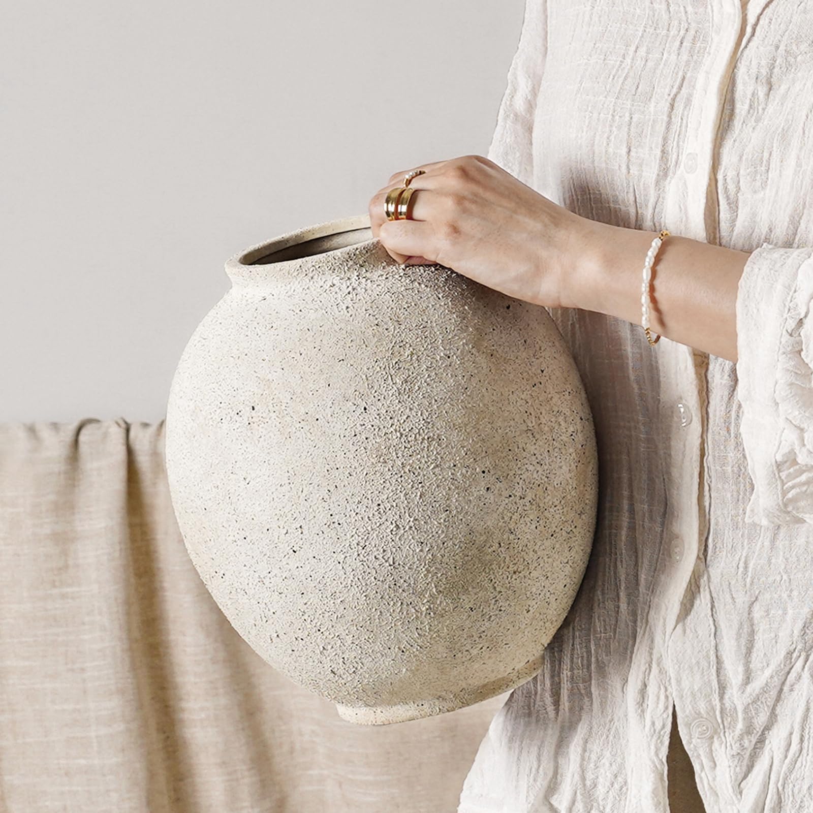 LE TAUCI GARDEN Large White Ceramic Vase - vases | Mubboo