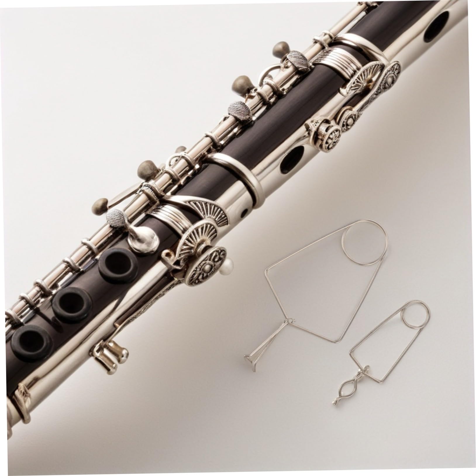 Lot de 2 Pinces de Soudure pour Tampons D’instruments à Vent, Grosse et Petite Tailles, Outil de Réparation Précis en Métal Argenté, Clips pour Saxophone, Flûte et Clarinette,