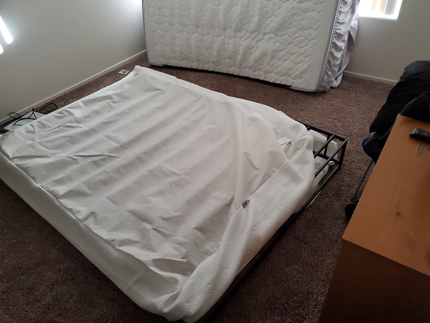 24/mo Finance Amazon Basics Smart Box Spring Bed Base, 9Inch