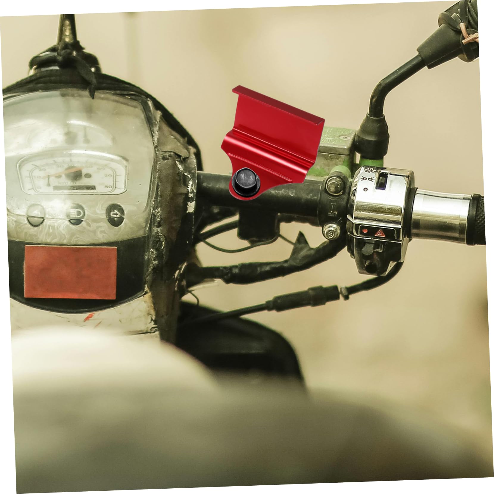 ULTECHNOVO Supporto Voltmetro Digitale Metallo Moto Staffa Montaggio Strumenti Termometro Protezione Serbatoio Manubrio Luci Modificata