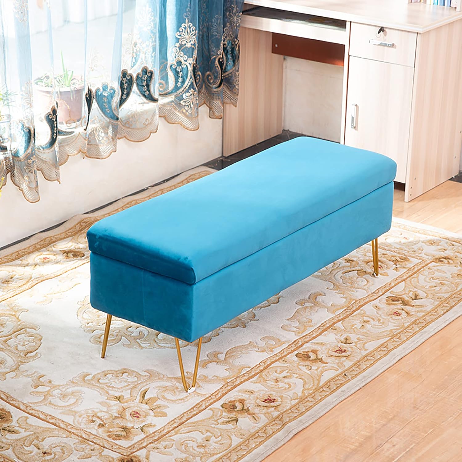 Modern Velvet Upholstered Storage Bench Rectangular Quilted Pouf Elegant Bedroom End Bench for Entryway or Living Room Light Blue 80x40x43 cm (31x16x17 Inches)
