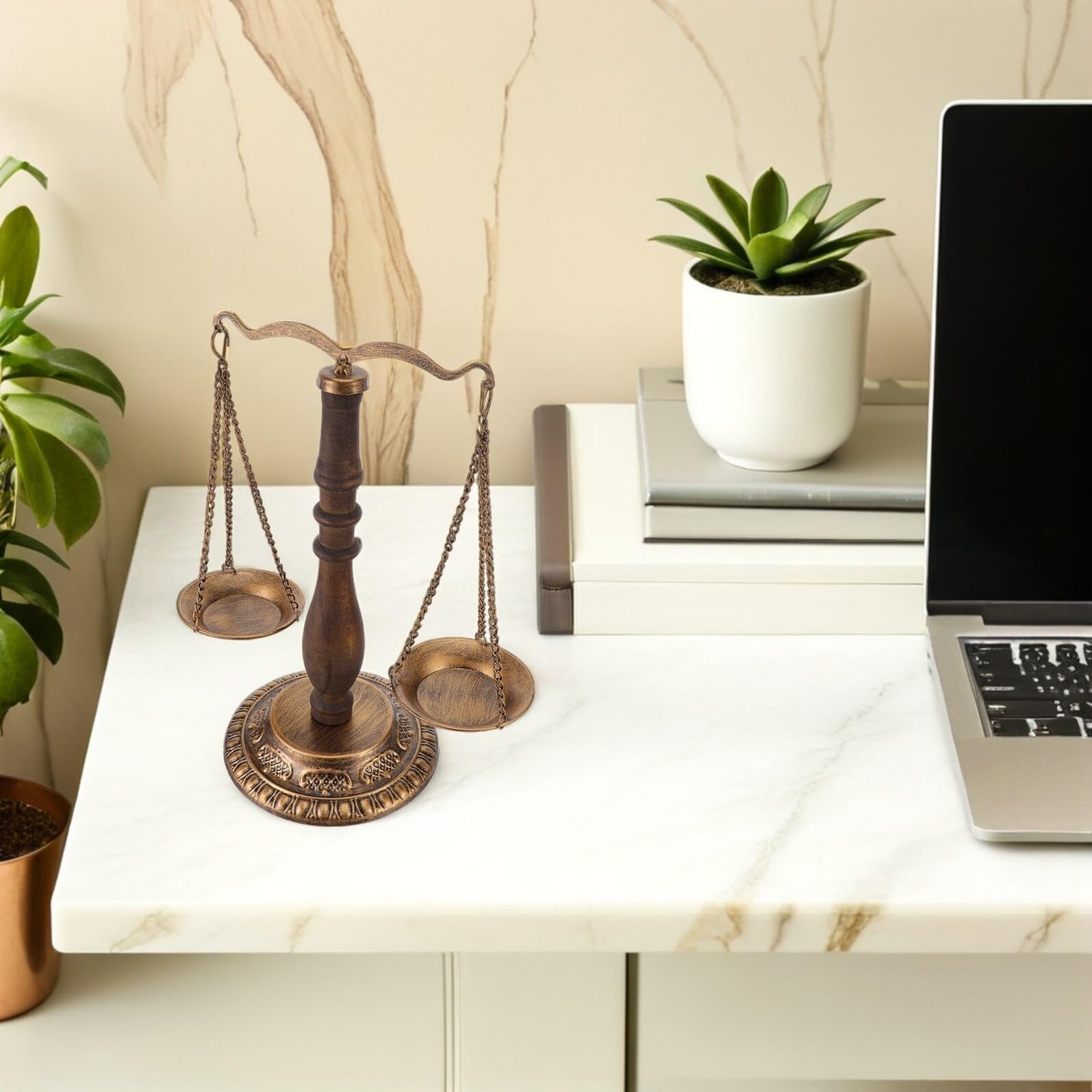 PRETYZOOM Vintage-Waage aus Metall für Schreibtisch Eisenwaage-skulptur als Deko Retro-justizstatue Aesthetische Büroeinrichtung Antikes Wohnaccessoire mit Waage-Motiv