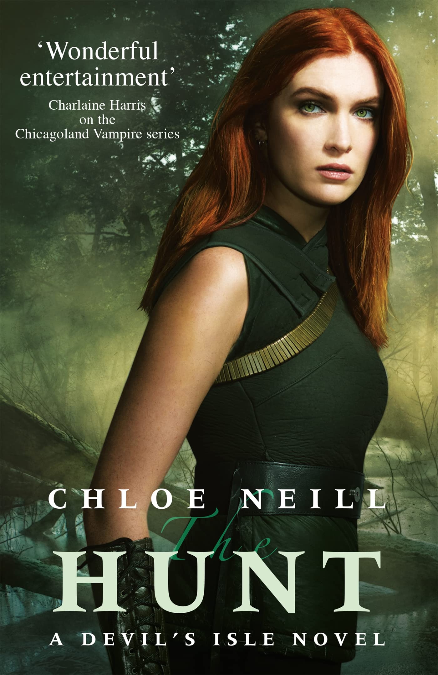 The Hunt A Devil's Isle Novel by Chloe Neill (Paperback Book)