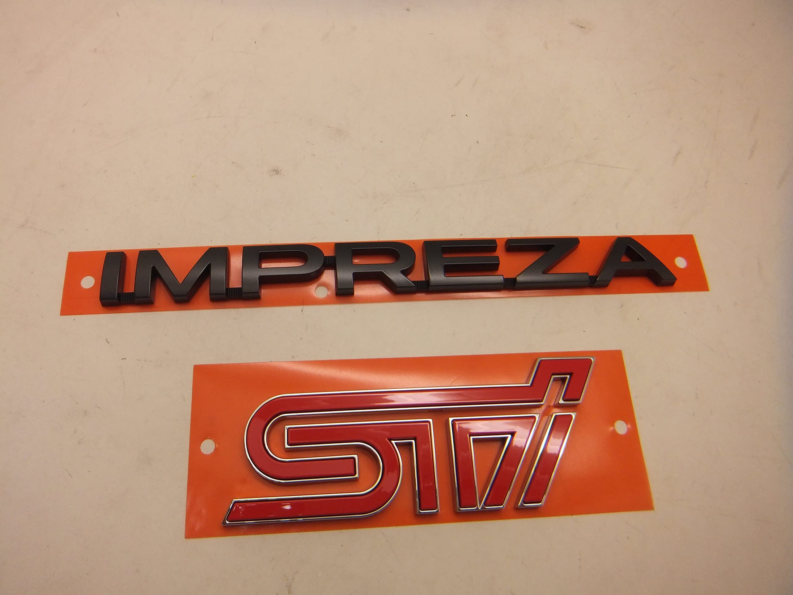 Amazon | スバル インプレッサ(GT#)IMPREZA黒とSTI エンブレム 