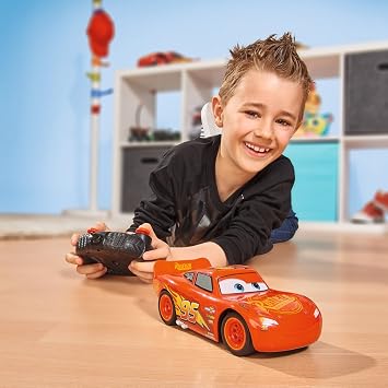 Disney Cars 3 Lightning Mcqueen Remote-Control Turbo Racer Toy Car with Full Steering & Rapid Turbo Function! 1: 24 Scale | 2-Channel 2.4GHz RC | 20M Range | 3+ Years